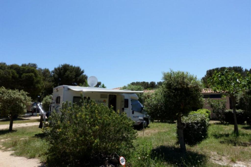 Martigues, Camping De L'Arquet **** Exterior foto